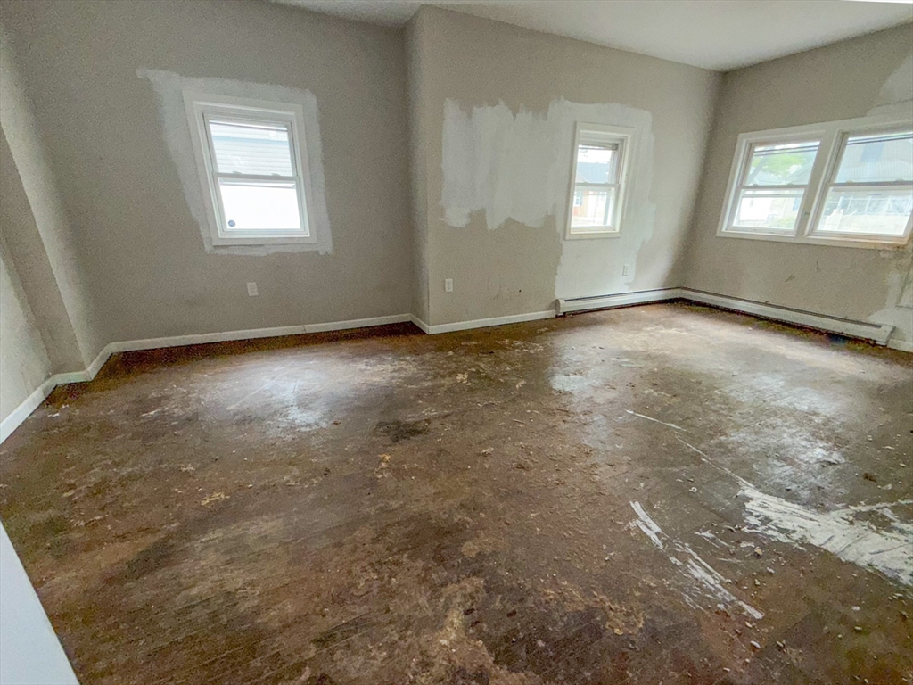 23 Eldert Street Springfield, MA 01109 - Photo 21 of 27 an empty room with windows