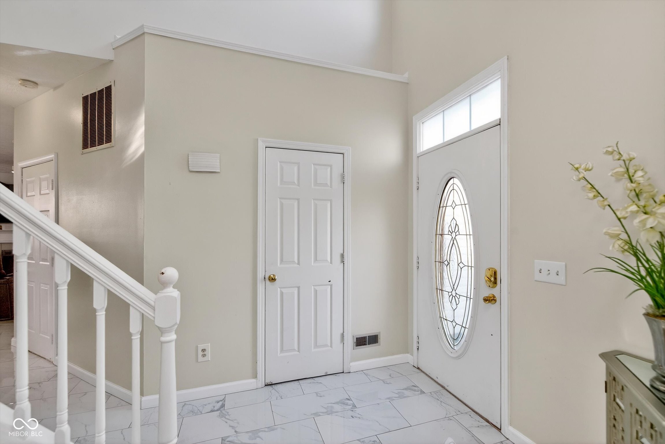 7835 Inishmore Way Indianapolis, IN 46214 - Photo 2 of 32