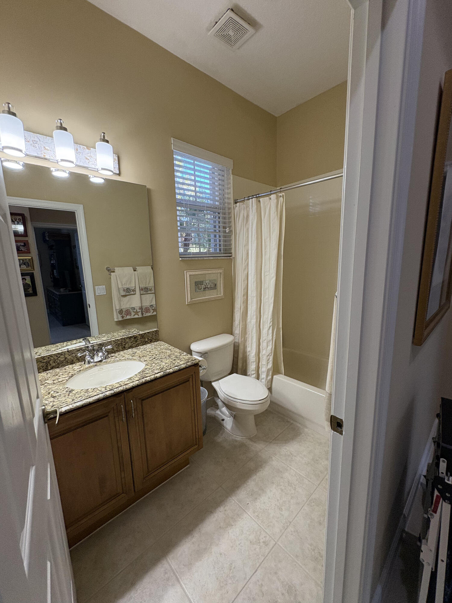 2585 Southeast Stonebriar Way Stuart, FL 34997 - Photo 15 of 16 Guest Bathroom