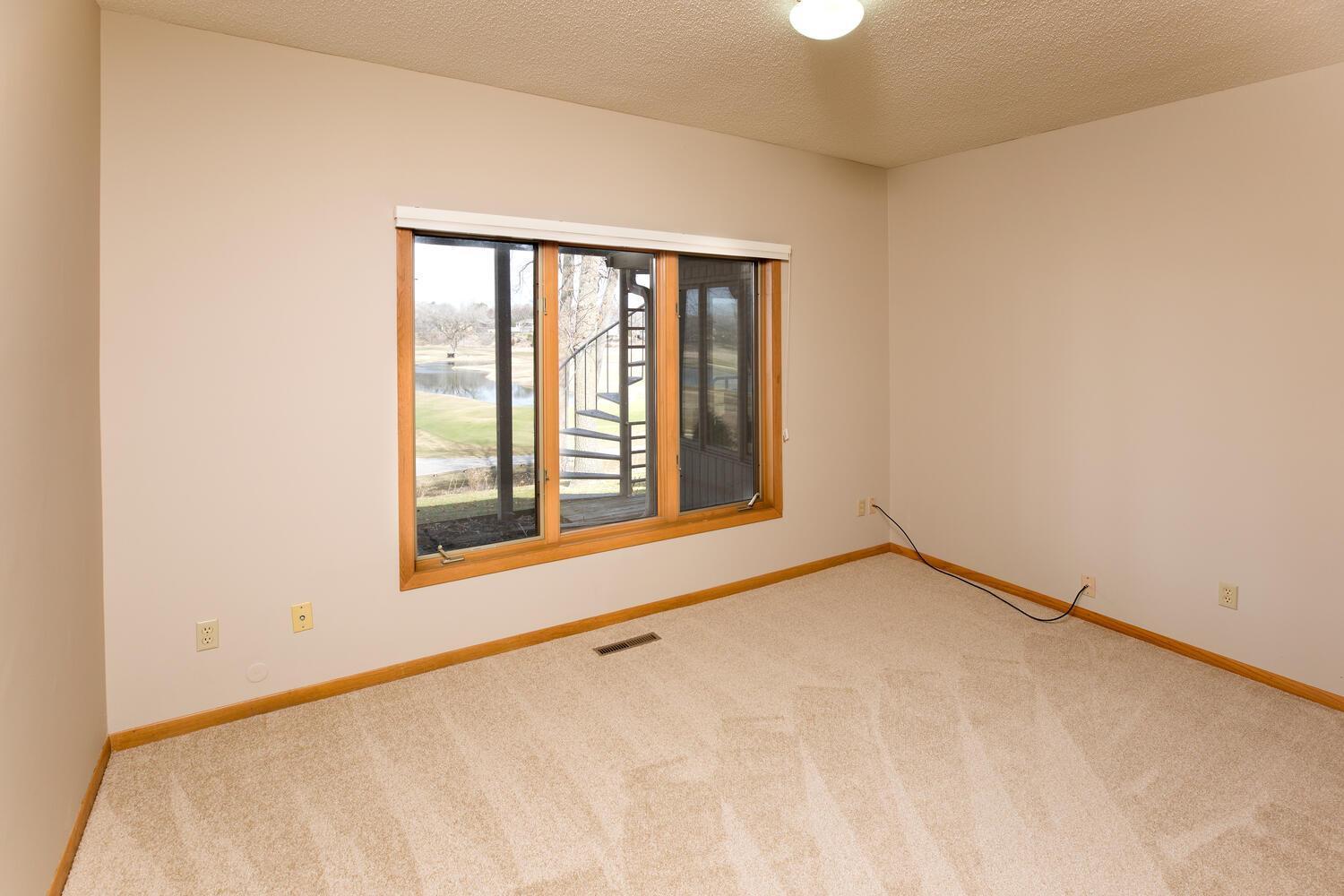 10842 Mt Curve Road Eden Prairie, MN 55347 - Photo 36 of 40 Gallery Image 36