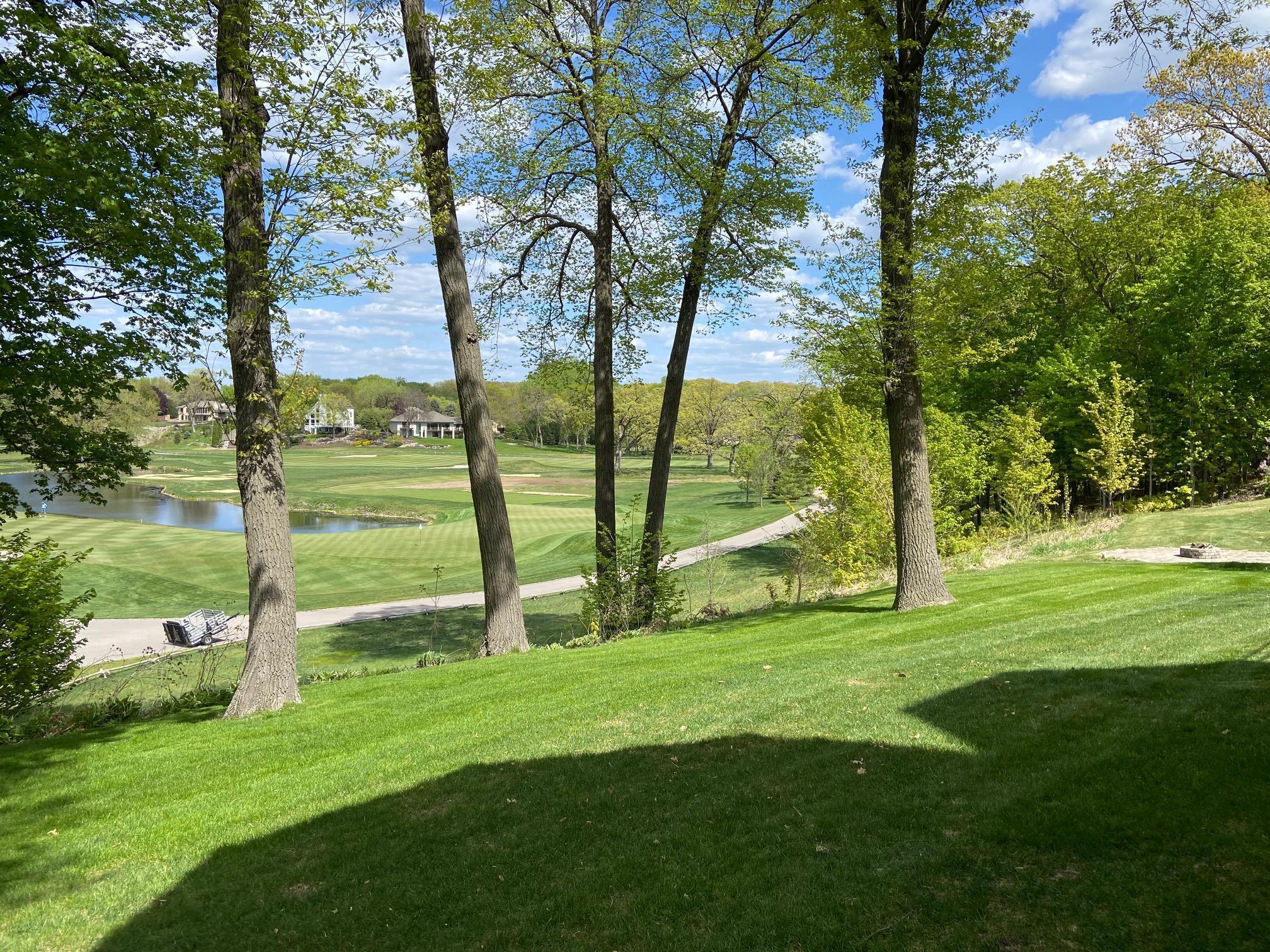 10842 Mt Curve Road Eden Prairie, MN 55347 - Photo 38 of 40 Gallery Image 38