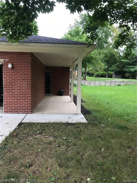 28512 Quail Hollow Road Farmington Hills, MI 48331 - Photo 28 of 28