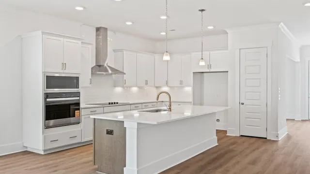 $959,990 | 9240 Blue Jay Lane, Awendaw, SC 29429