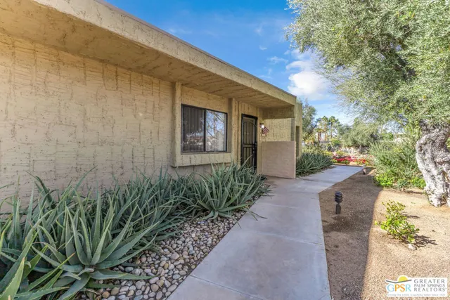 $485,000 | 5803 Los Santos Drive, Unit 19, Palm Springs, CA 92264