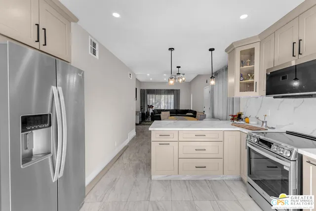 $485,000 | 5803 Los Santos Drive, Unit 19, Palm Springs, CA 92264