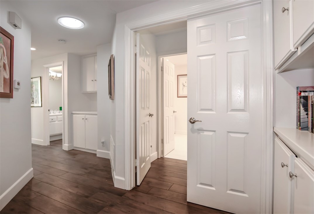 26 Shoal Drive Corona del Mar, CA 92625 - Photo 22 of 37 a view of a bathroom with wooden floor