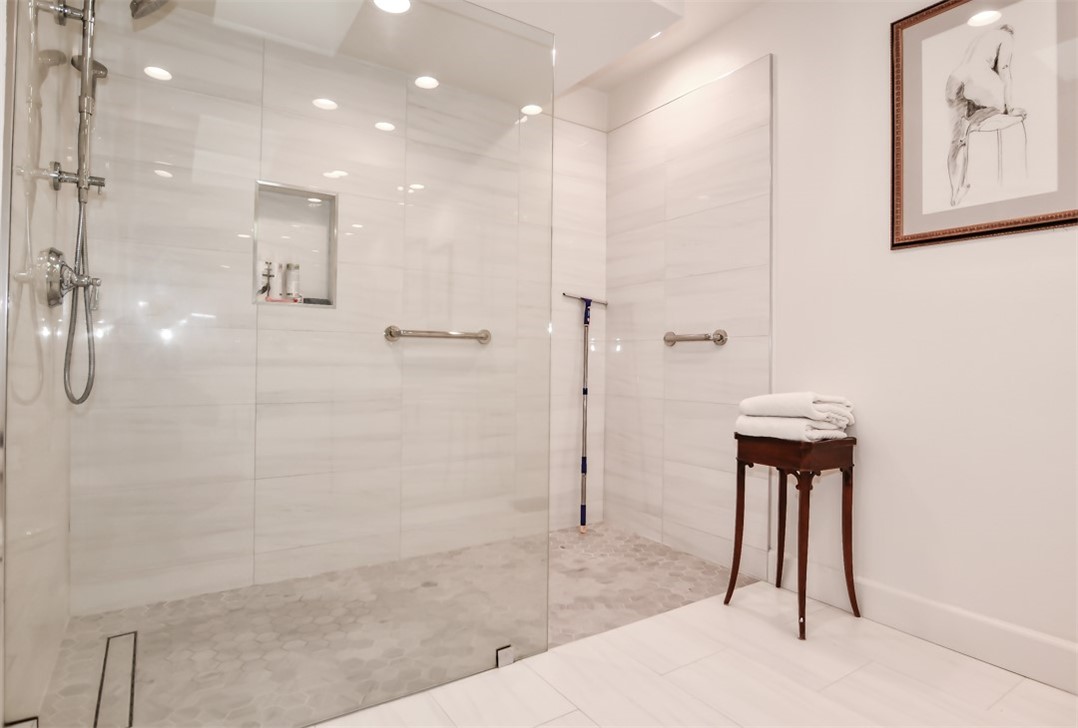 26 Shoal Drive Corona del Mar, CA 92625 - Photo 26 of 37 a bathroom with a shower