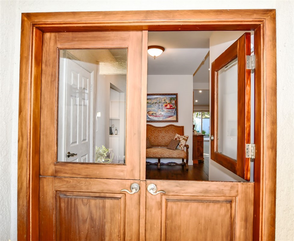 26 Shoal Drive Corona del Mar, CA 92625 - Photo 7 of 37