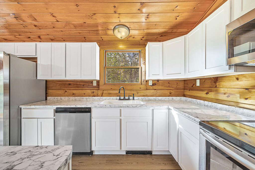 39 Richardson Road Orrington, ME 04474 - Photo 8 of 44 39 Richardson Road