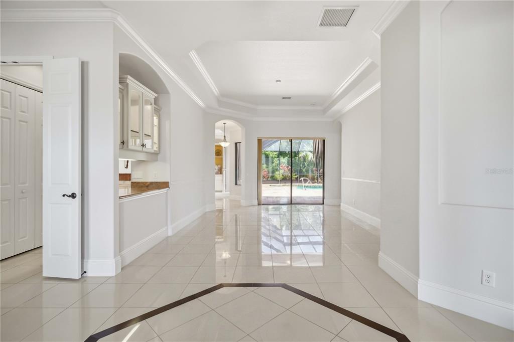 8057 Rio Bella Place University Park, FL 34201 - Photo 8 of 44