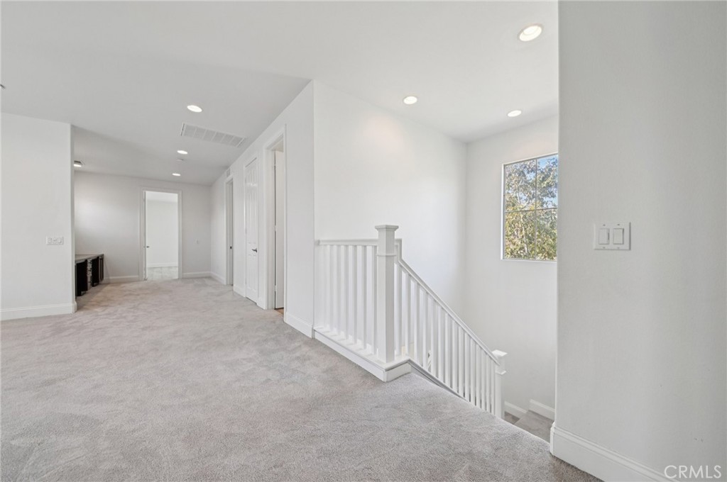 21 Canoe Irvine, CA 92618 - Photo 24 of 61 a view of an empty room