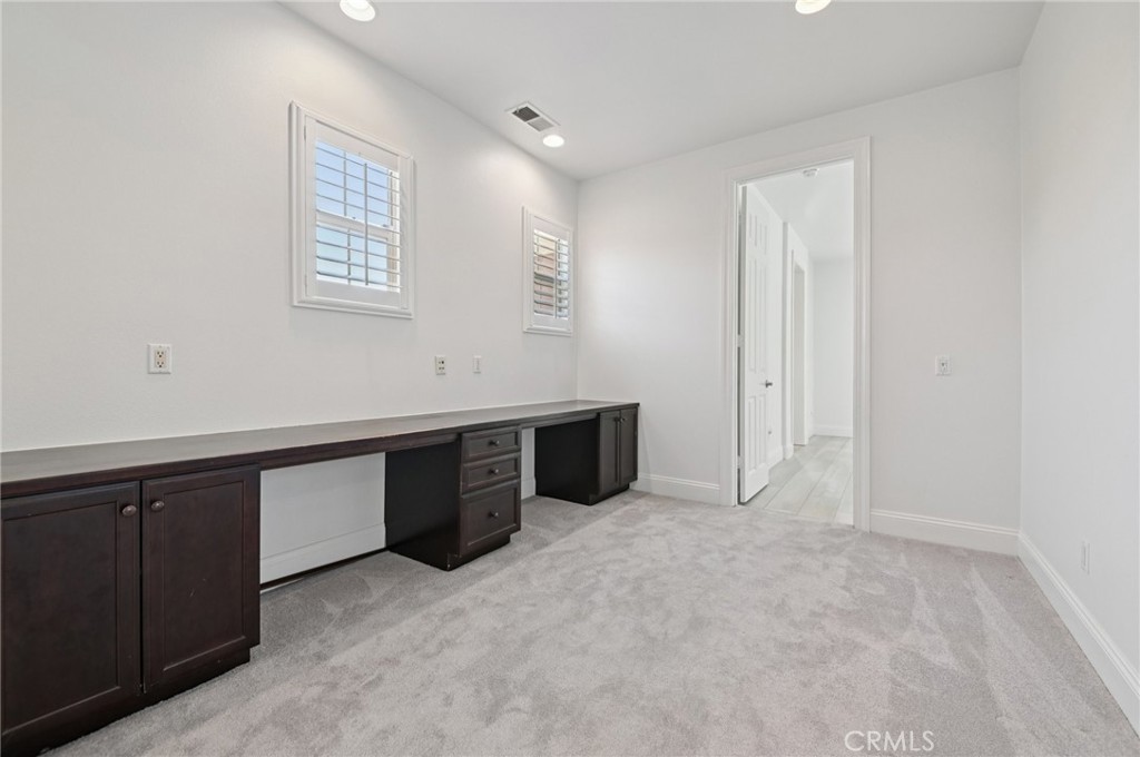 21 Canoe Irvine, CA 92618 - Photo 29 of 61