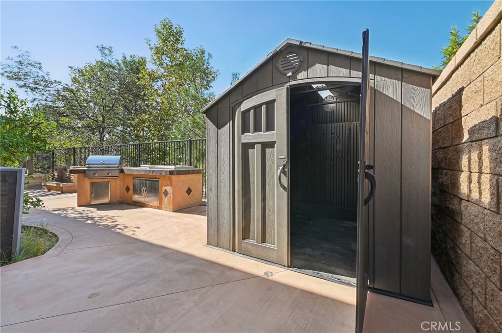 21 Canoe Irvine, CA 92618 - Photo 49 of 61 a front view of a house with a yard