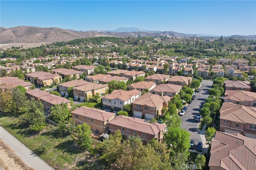 21 Canoe Irvine, CA 92618 - Photo 59 of 61 an aerial view of multiple house