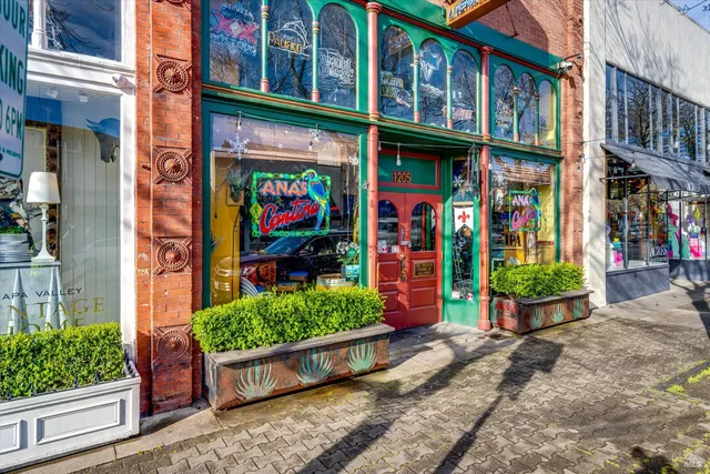 $850,000 | 1251 Garden Avenue, St. Helena, CA 94574