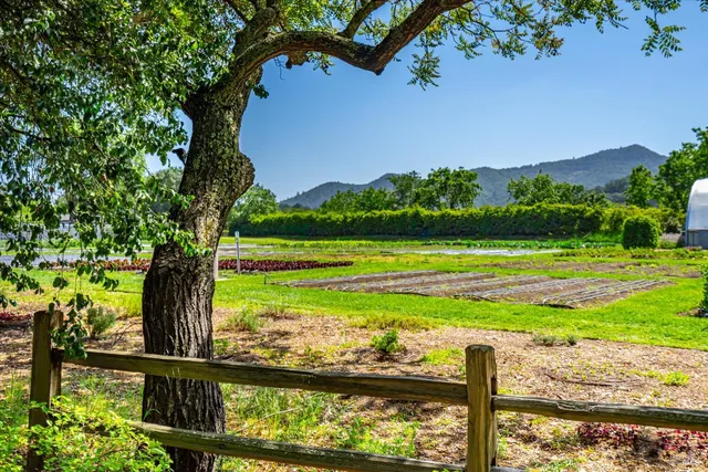 $850,000 | 1251 Garden Avenue, St. Helena, CA 94574