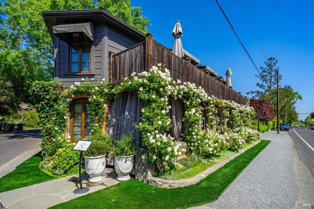 $850,000 | 1251 Garden Avenue, St. Helena, CA 94574