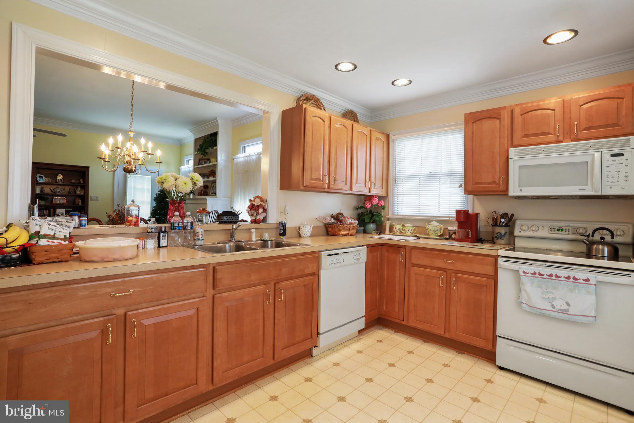 175 Maynard Lane Strasburg, VA 22657 - Photo 9 of 25 Kitchen