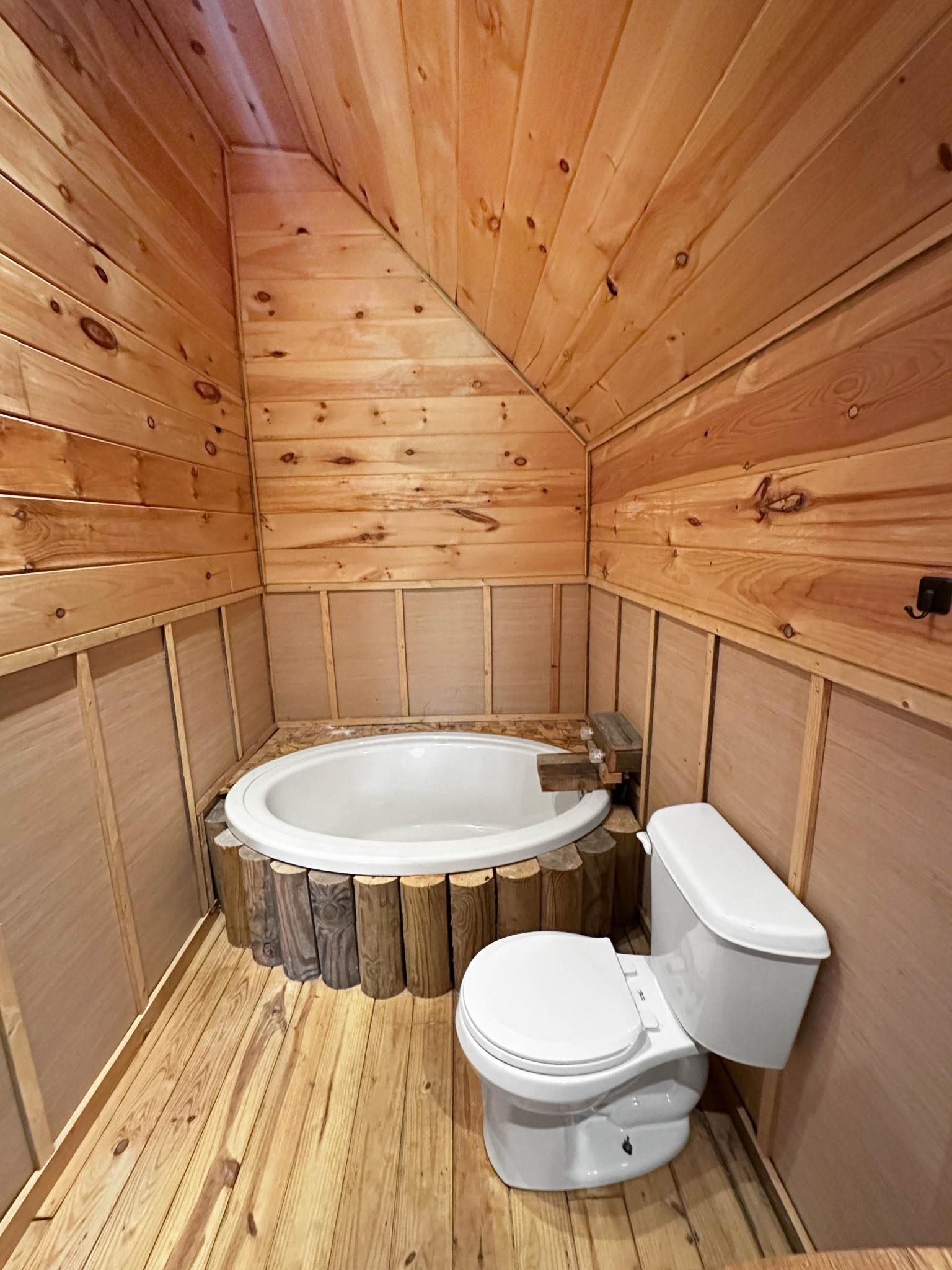 3172 Highway 76 Portland, TN 37148 - Photo 34 of 49 a bathroom with a toilet and a sink