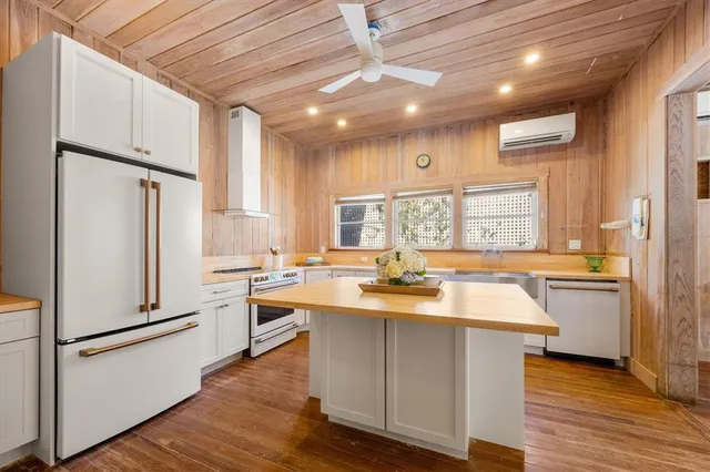 $5,995,000 | 260 Gilchrist Avenue, Boca Grande, FL 33921