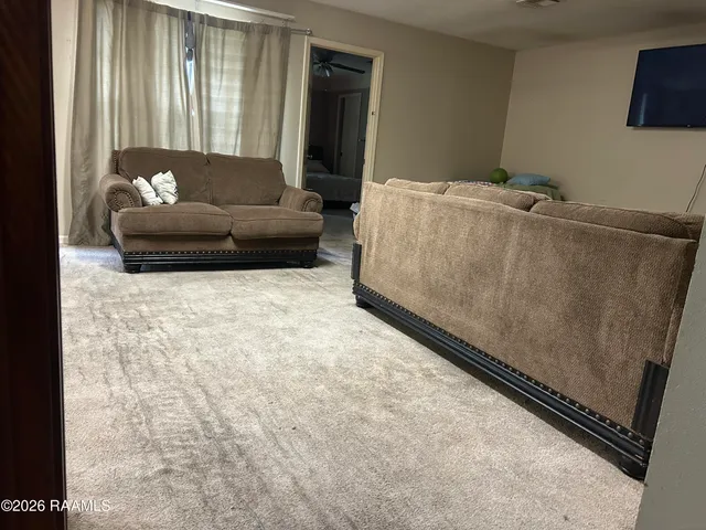 $1,000 | 1015 Hashim Drive, Opelousas, LA 70570