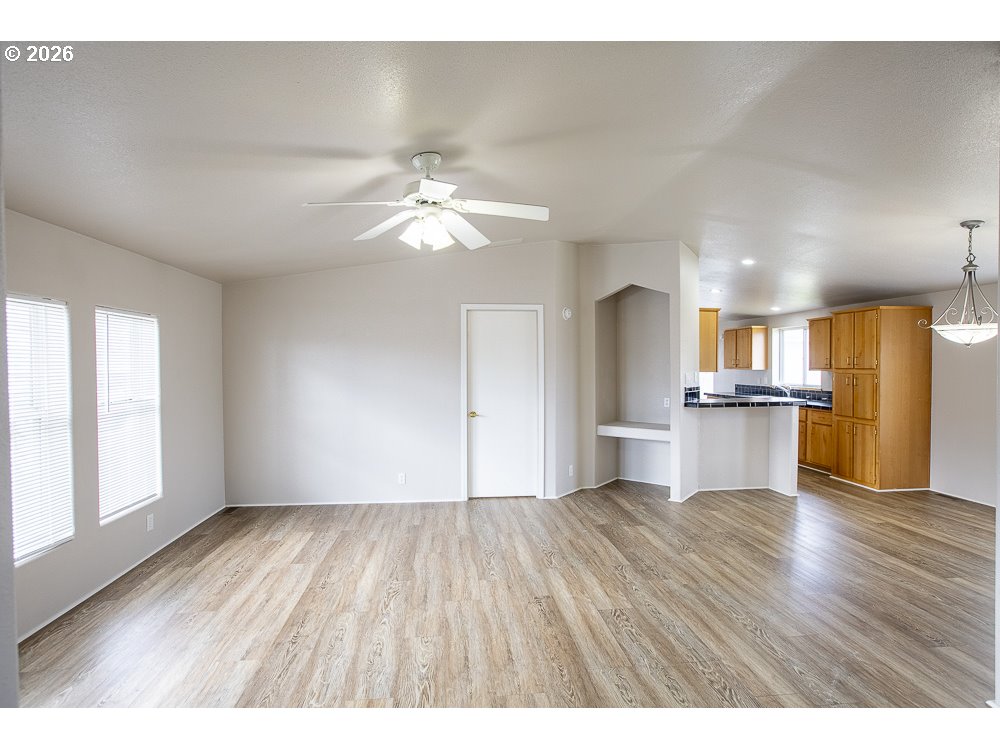 313 12th Street La Grande, OR 97850 - Photo 3 of 20