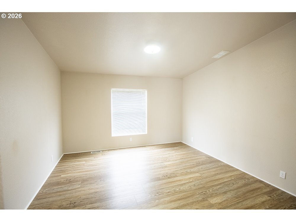 313 12th Street La Grande, OR 97850 - Photo 10 of 20