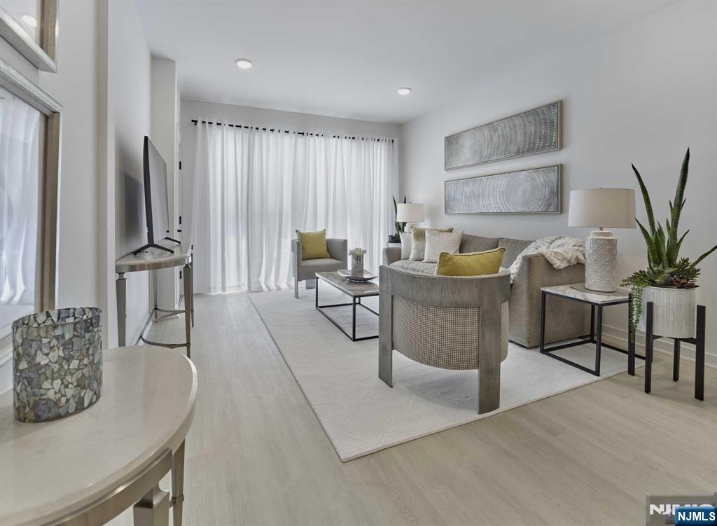 8 Tice Road, Unit 317 Franklin Lakes, NJ 07417 - Photo 17 of 29