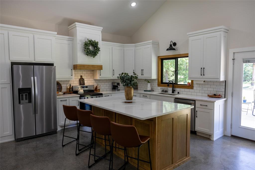 1756 County Rd Road Powderly, TX 75473 - Photo 6 of 25