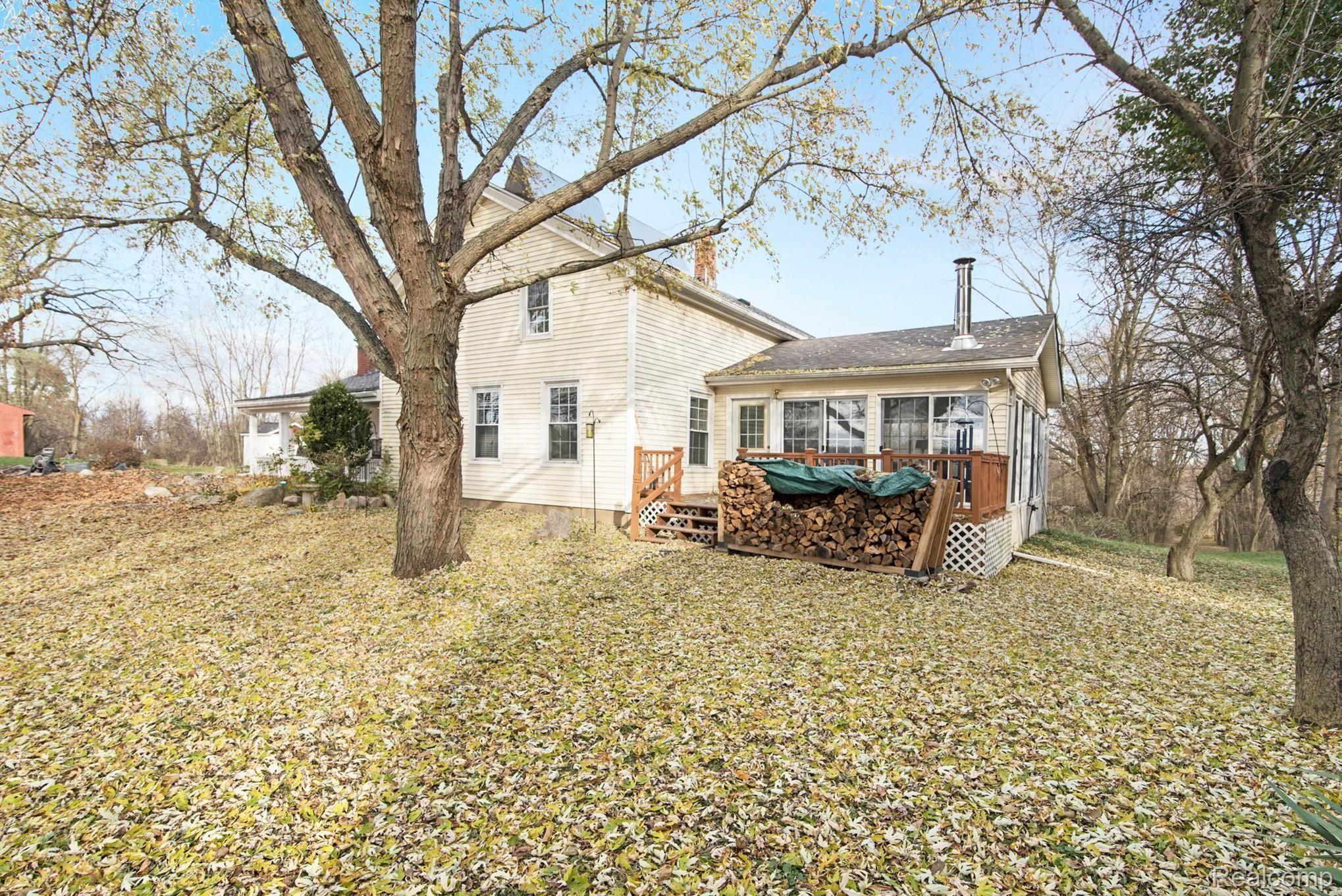 13119 South Duffield Road Byron, MI 48418 - Photo 8 of 45 3.jpg