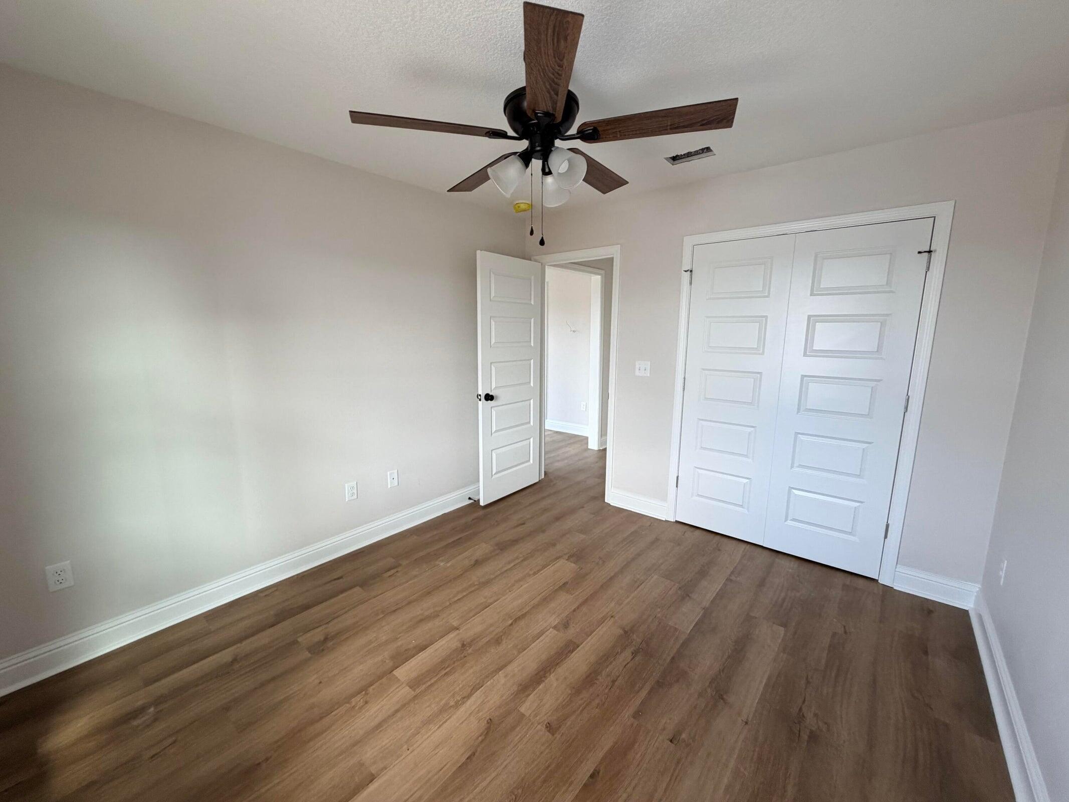 5431 Bayleaf Drive Crestview, FL 32539 - Photo 6 of 11 20260112173956025017000000-o