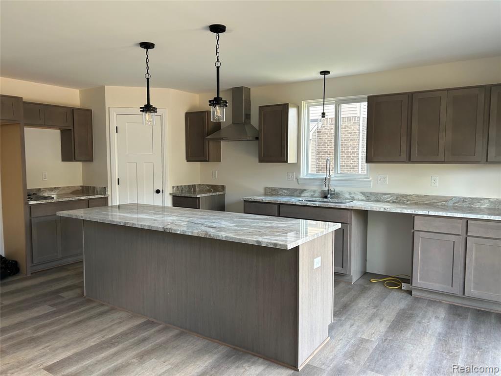 42541 Colonial Road Belleville, MI 48111 - Photo 3 of 6 Gallery Image 3