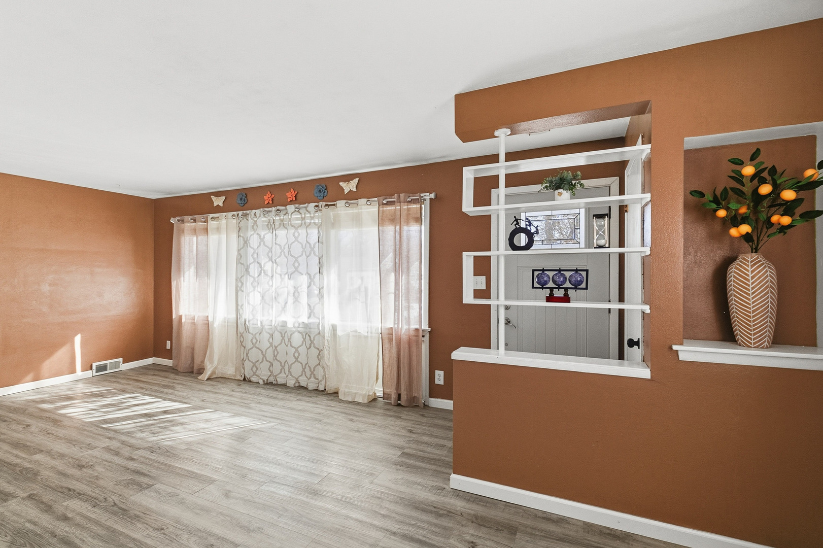 1659 33rd Street Moline, IL 61265 - Photo 4 of 31