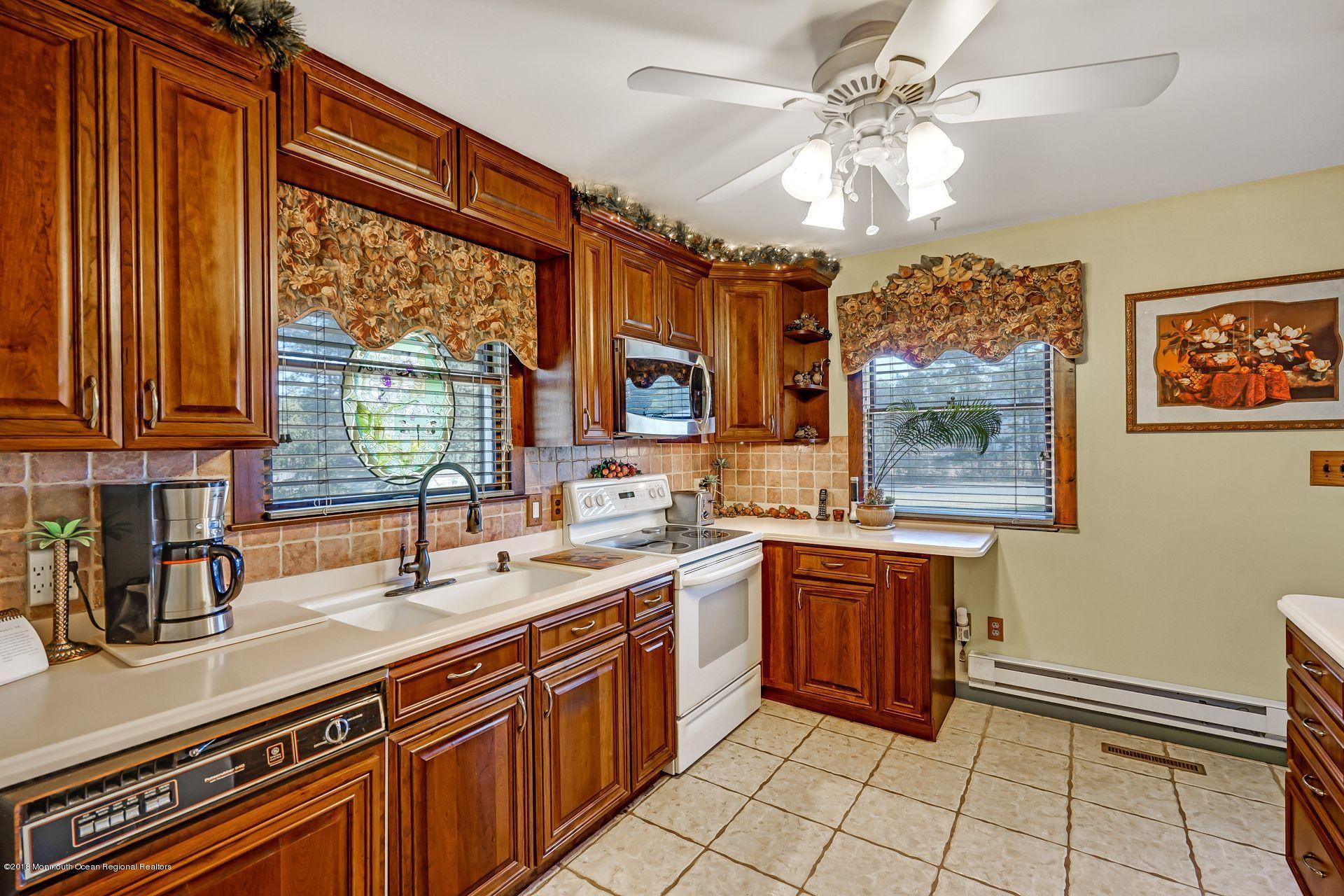 1900 Delaware Avenue Whiting, NJ 08759 - Photo 23 of 81 pic 22