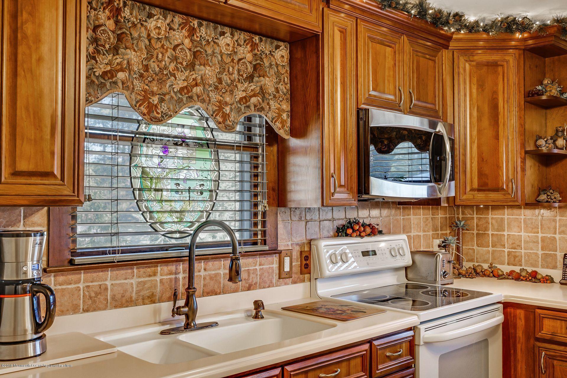 1900 Delaware Avenue Whiting, NJ 08759 - Photo 24 of 81 pic 23