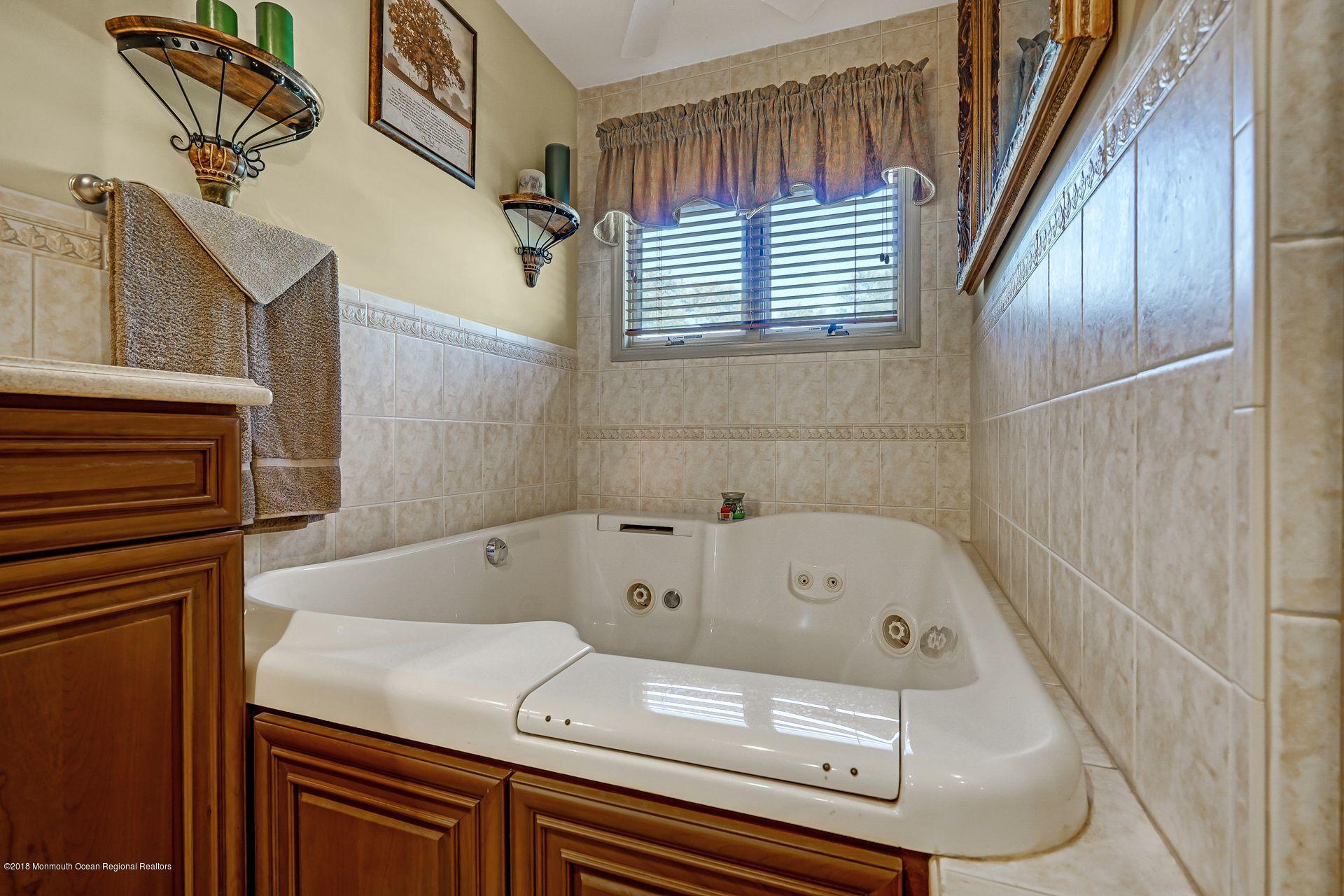 1900 Delaware Avenue Whiting, NJ 08759 - Photo 26 of 81 pic 25