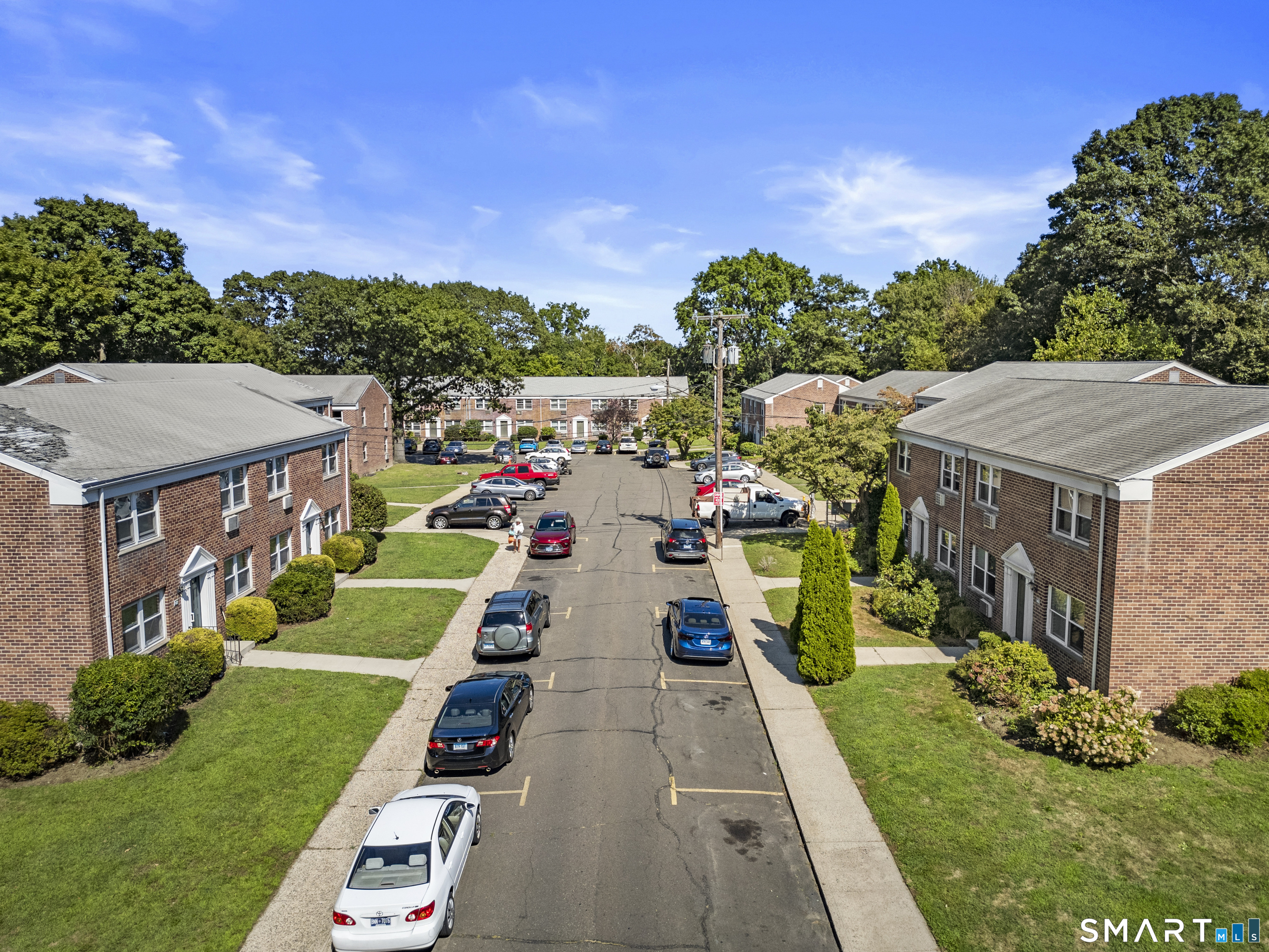128 Blachley Road, Unit B Stamford, CT 06902 - Photo 19 of 25