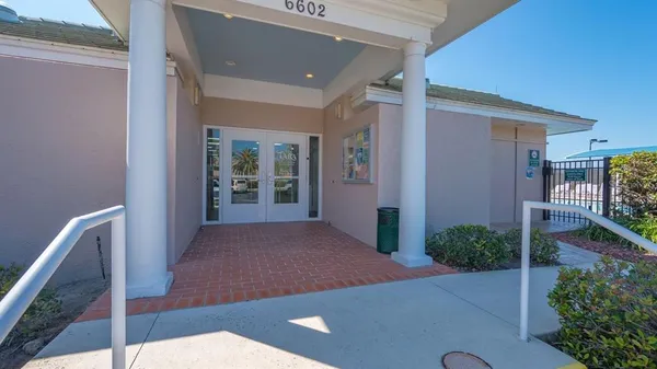 $170,000 | 6501 Stone River Road, Unit 304, Bradenton, FL 34203