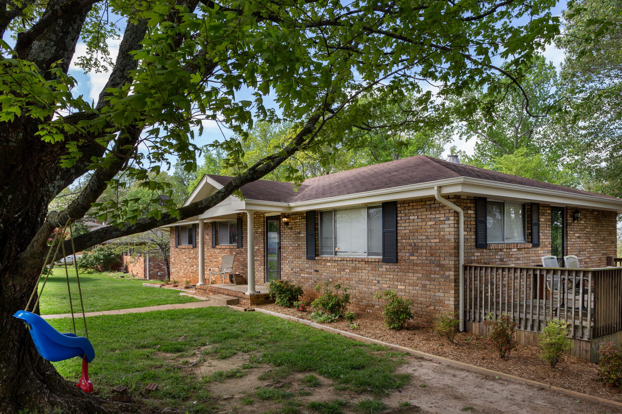 1165 Ridge Top Drive Chattanooga, TN 37421 - Photo 20 of 23 20180419_1165RidgeTop_218_Enfused