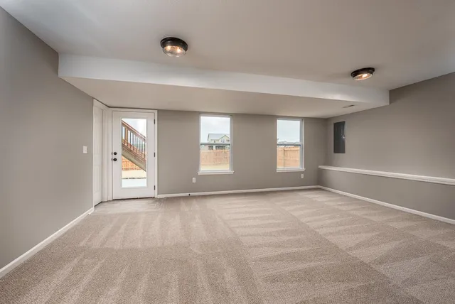 $419,950 | 930 168th Street, Basehor, KS 66007