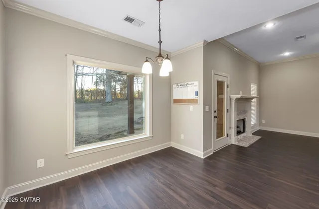 a view of empty room