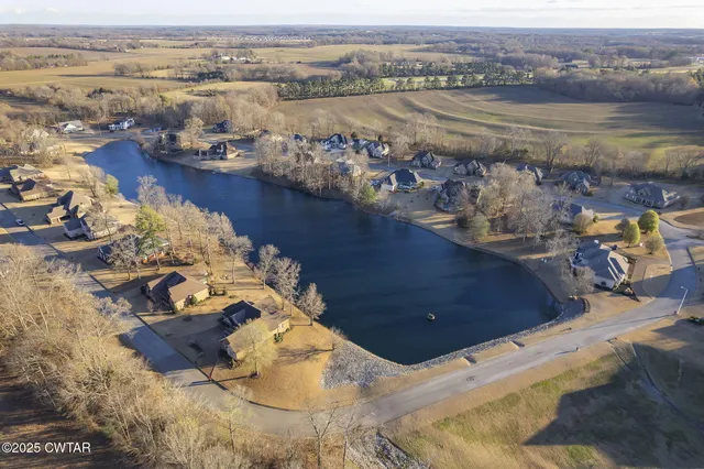 $434,900 | 140 Forest Lake Drive, Humboldt, TN 38343