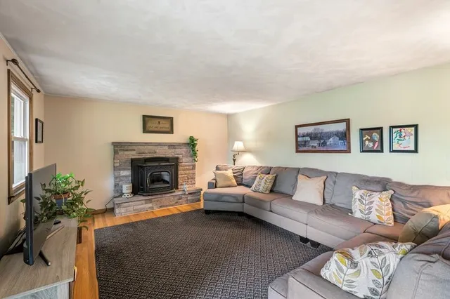 $399,900 | 111 Big Tree Street, Livonia, NY 14487