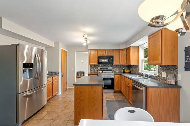 $399,900 | 111 Big Tree Street, Livonia, NY 14487