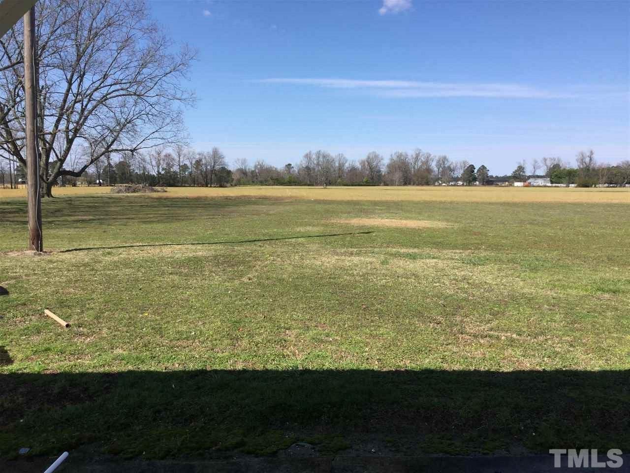754 Drag Strip Road Benson, NC 27504 - Photo 3 of 16 a view of an ocean from a yard
