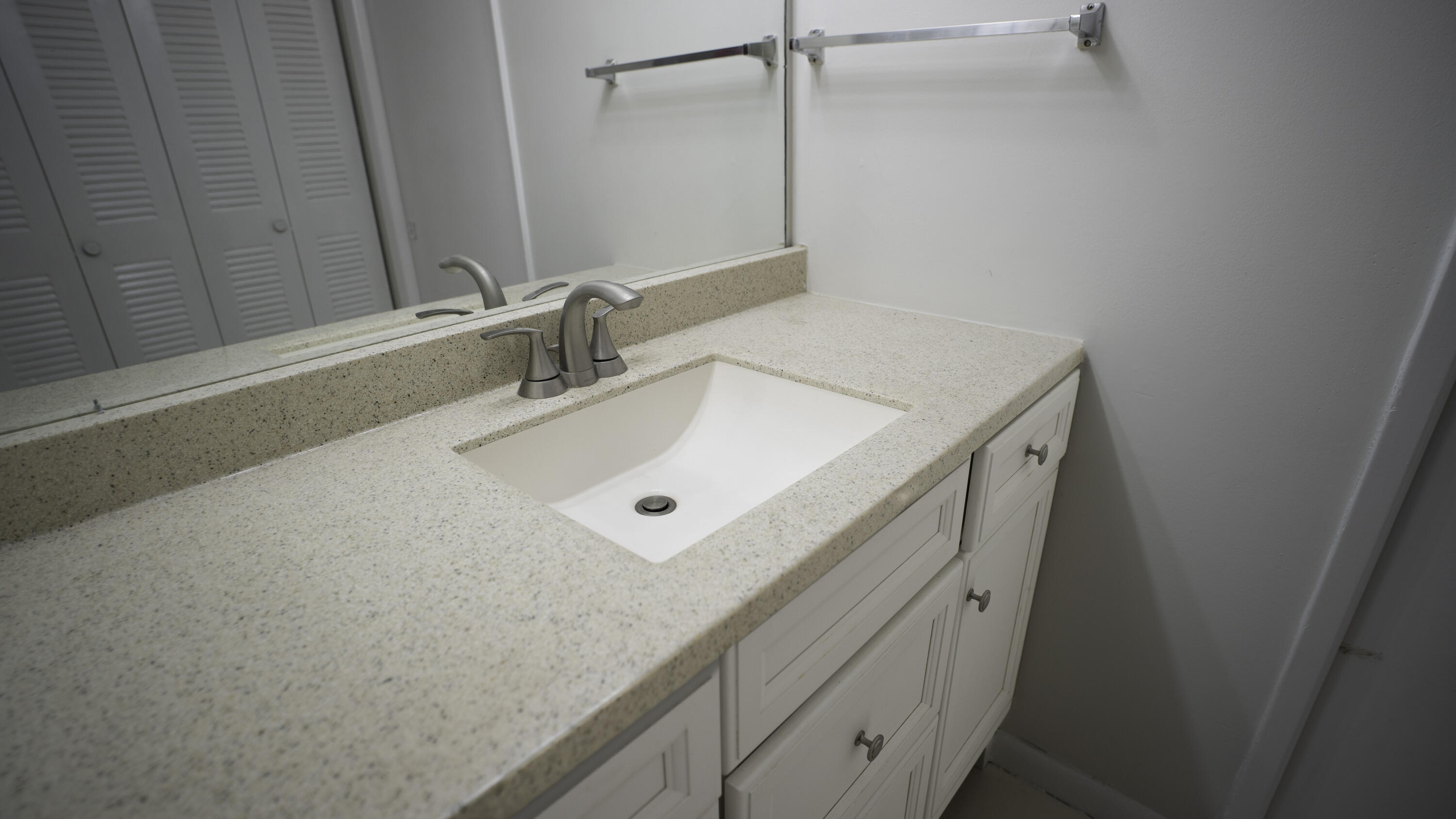 9110 Fairbanks Lane, Unit 4 Boca Raton, FL 33496 - Photo 13 of 15 owner bath