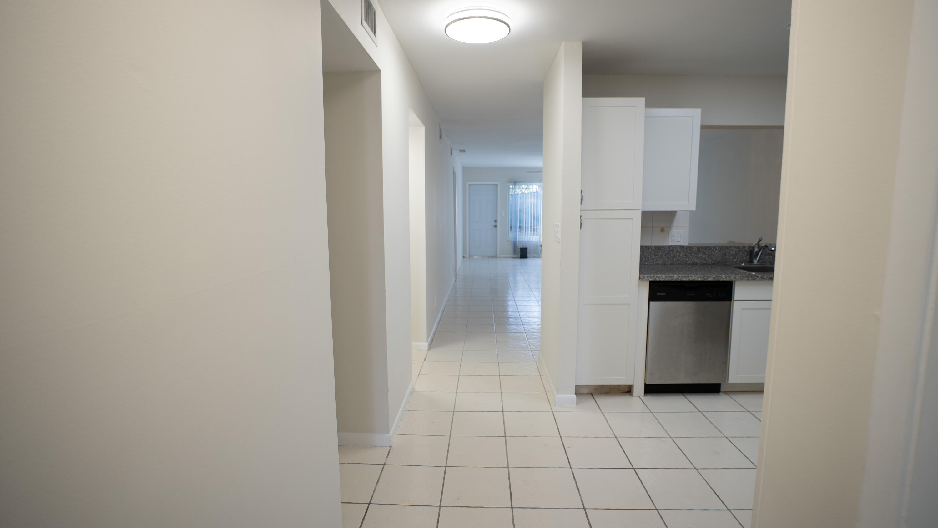 9110 Fairbanks Lane, Unit 4 Boca Raton, FL 33496 - Photo 5 of 15 entry