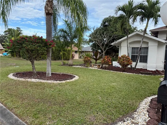 $3,000 | 18015 Horseshoe Bay Circle, Fort Myers, FL 33967