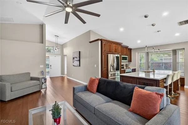 $3,350 | 18015 Horseshoe Bay Circle, Fort Myers, FL 33967