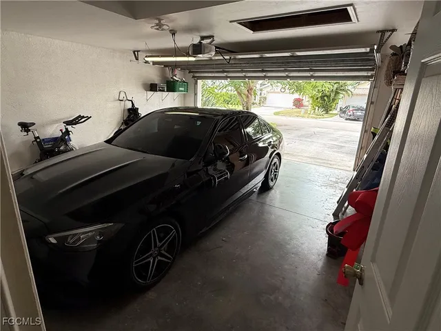 $3,000 | 18015 Horseshoe Bay Circle, Fort Myers, FL 33967